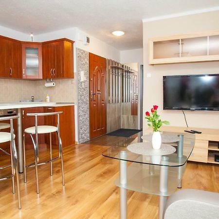 City Center Apartments 1 Maja 수바우키 외부 사진