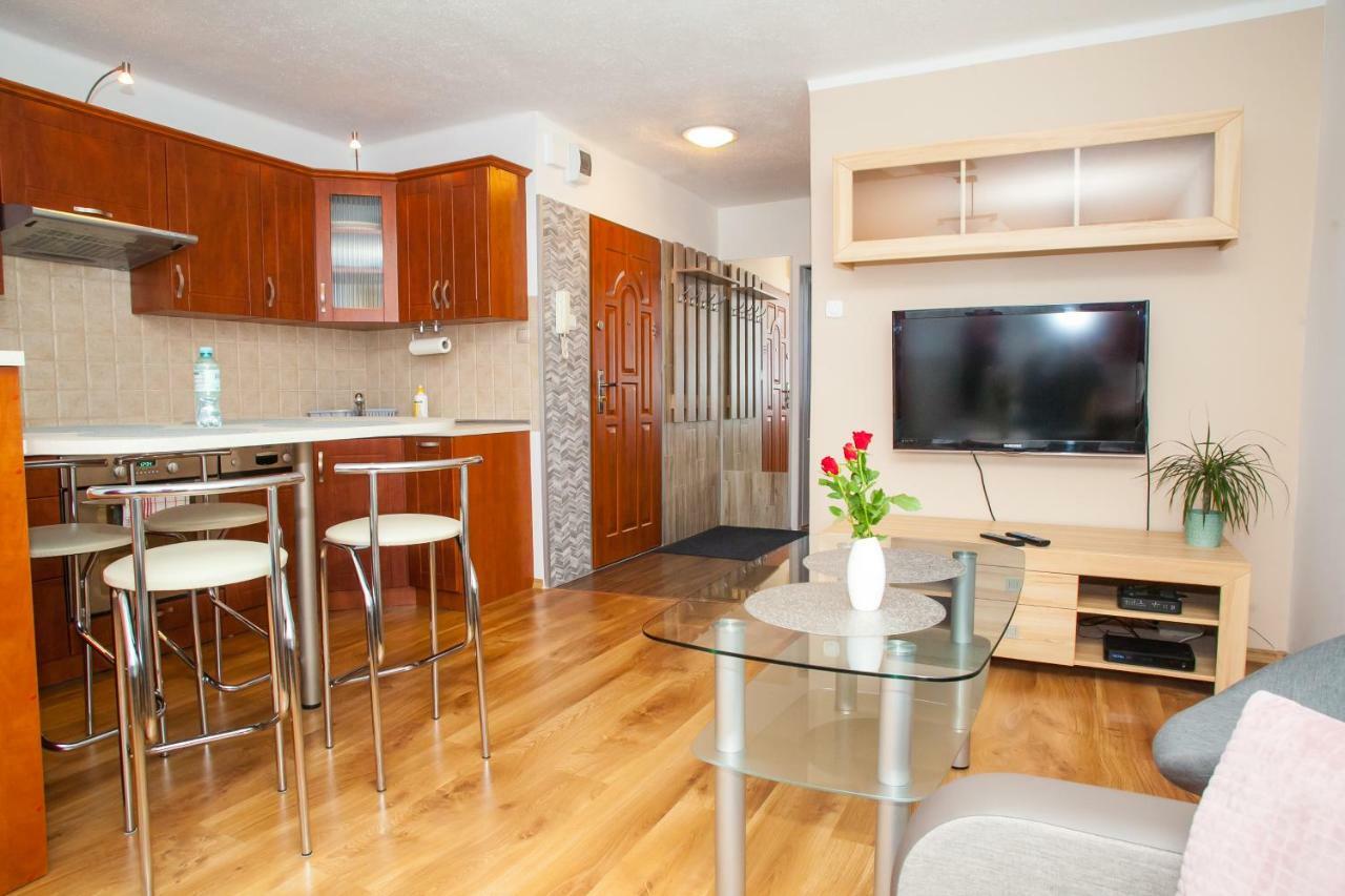 City Center Apartments 1 Maja 수바우키 외부 사진
